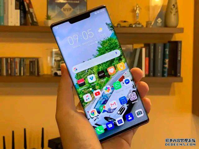 余承东再次“吹牛”!在中国没有对手,苹果太狭隘了