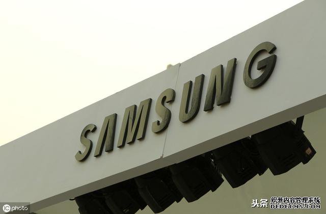 小米创收500亿却屈居第四,三大对手让雷军压力很大