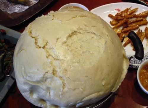 为啥南方的餐馆米饭免费加,而北方却不行,北方人不是很豪爽吗?