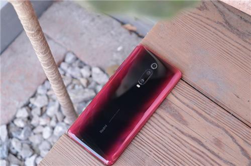 小米手机别乱买,2019这3款机型才是首选,用3年都不过时