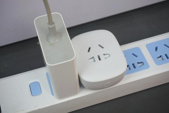 华为HiLink的智能小插座,让你普通的家电变得不普通