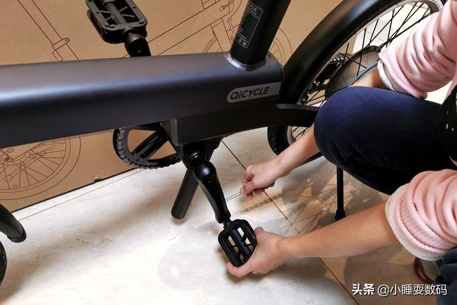 小米推出电动助力自行车,解决短途通勤问题,比共享单车还好用