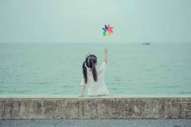 “赶鸭式教育”：孩子被催着长大，有童年的孩子没有未来？