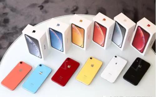 iPhone XR和三星S10该如何选择?网友:还是苹果真香