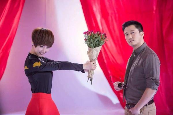 吴京背后的女人，虽不会武功，但比谁都强大，“电影赔了我养你”