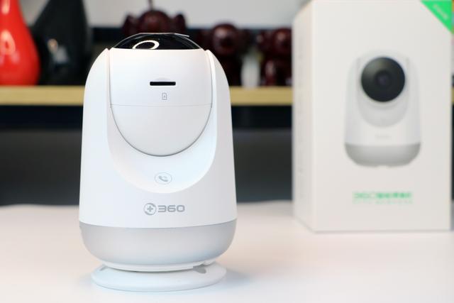 智能看家护院神器,支持AI人像追踪、异响侦测,自动生成家用vlog