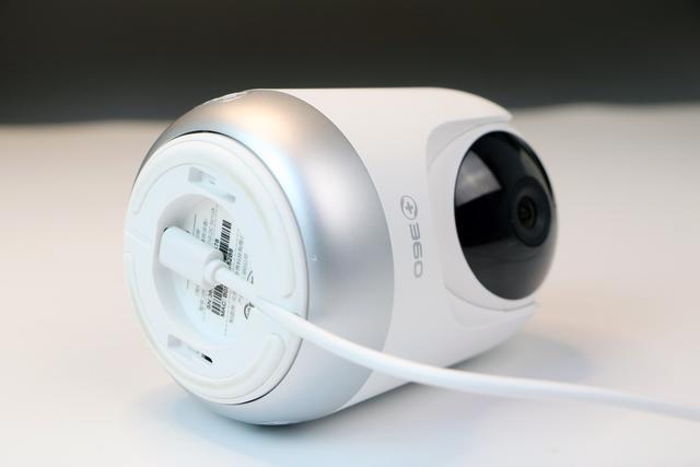 智能看家护院神器,支持AI人像追踪、异响侦测,自动生成家用vlog