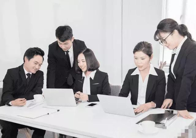 7年程序员去oppo面试遭淘汰,面试官冷笑:三本也想来大厂?