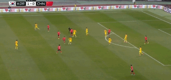 0-1！中国男足又输了：后场传控沦为笑话，失误不断