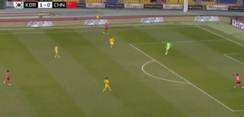 0-1！中国男足又输了：后场传控沦为笑话，失误不断