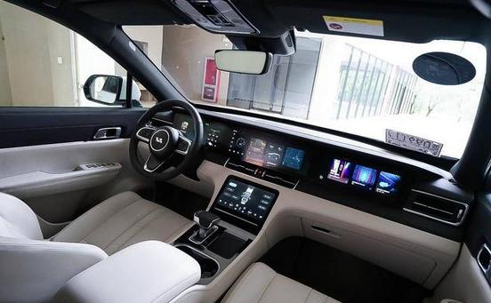 续航长达1千公里,又一新能源汽车入局,能成为黑马吗?