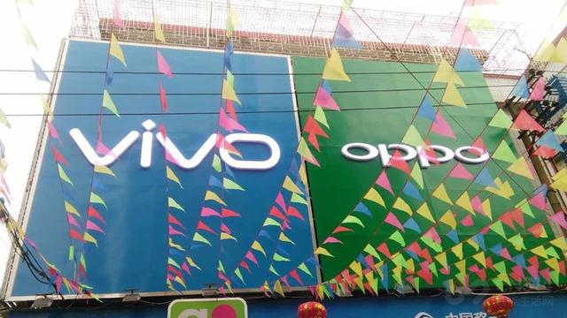 苹果跪了,华为沸了,OV精了,锤子黄了:2019年手机大事件复盘