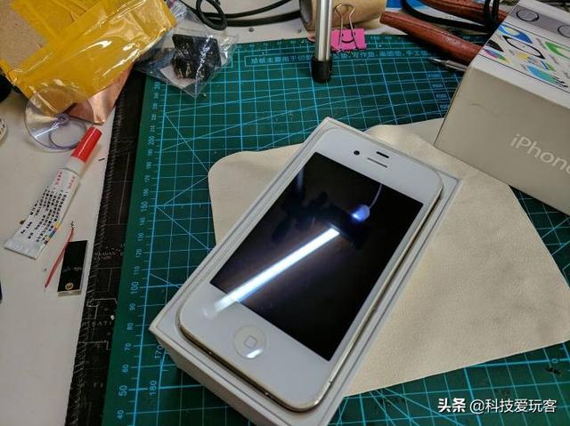 在iPhoneSE 2发布之前,我手上的iPhone4S还能再战两年吗?