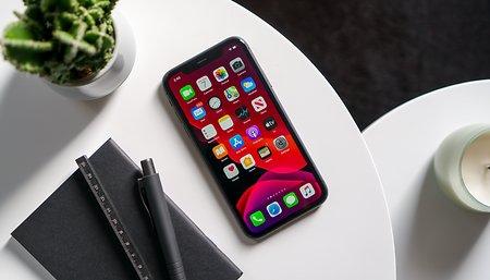 iPhone11Pro“真酸”!手握七千元,网友:再等等
