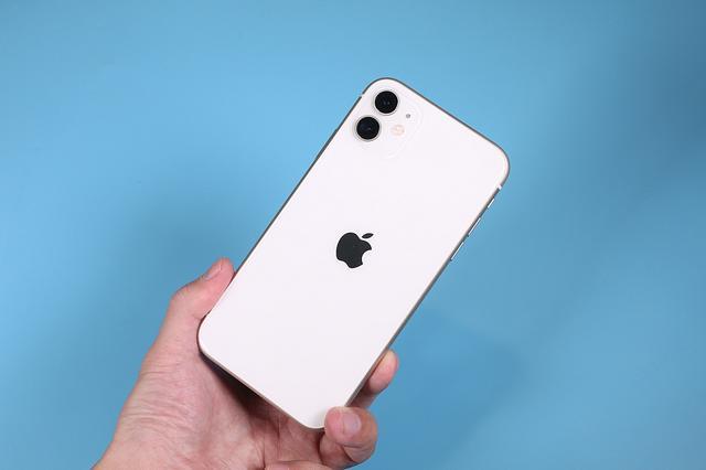 苹果无奈!降价一千也没用,iPhone11在中国也不香了