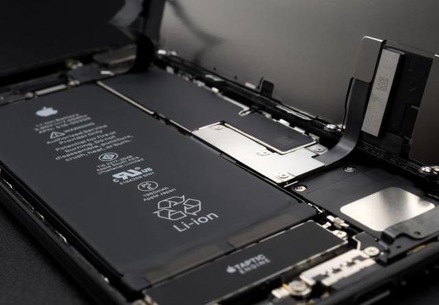 苹果手机一般多久需要换一次电池?要不要上千元?