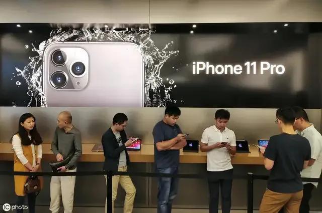 iPhone 11,一款有严重缺陷的手机,为什么那么多人买呢