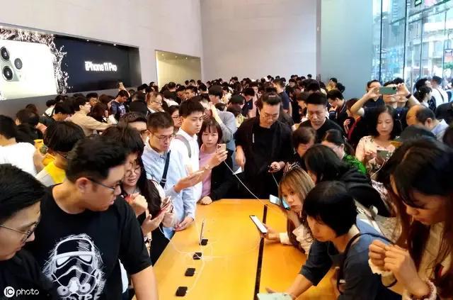 iPhone 11,一款有严重缺陷的手机,为什么那么多人买呢