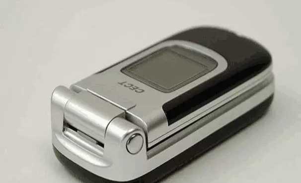 “最早在中国”的5个手机品牌,现都消失了,用过2种的都老了!