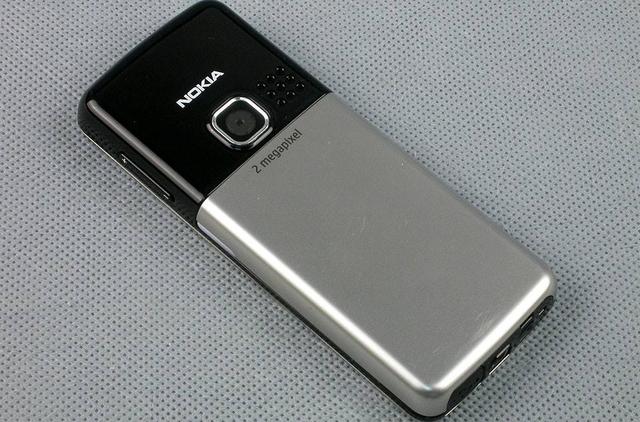 为什么安卓的手机越用越慢,刷机也不行,是 CPU 老化吗?