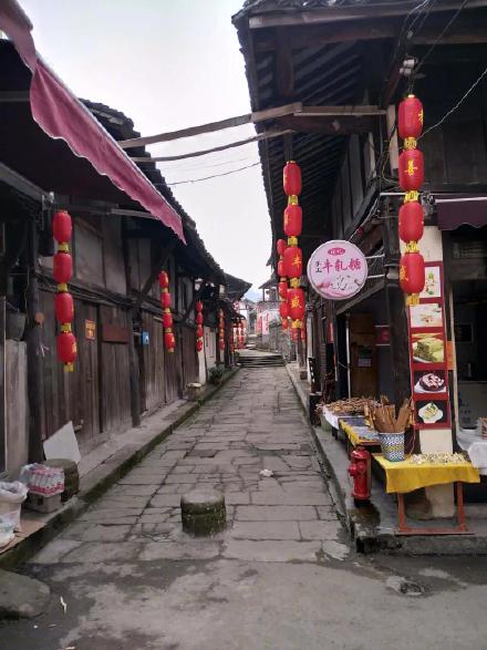 冬季游巴南!这里可以喂羊驼、看孔雀东南飞、逛古镇、穿越音乐溶洞! 冬季游巴南!这里可以喂羊驼、看孔雀东南飞、逛古镇、穿越音乐溶洞!