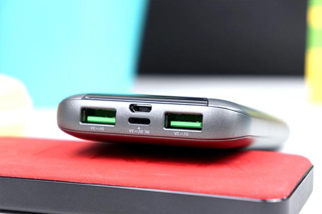 30元无线充电接收器+ORICO萤火虫,旧手机像小米9一样“躺着充”