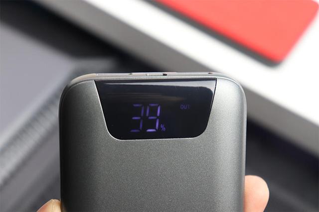 30元无线充电接收器+ORICO萤火虫,旧手机像小米9一样“躺着充”