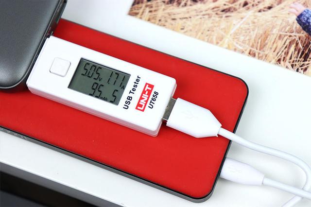 30元无线充电接收器+ORICO萤火虫,旧手机像小米9一样“躺着充”