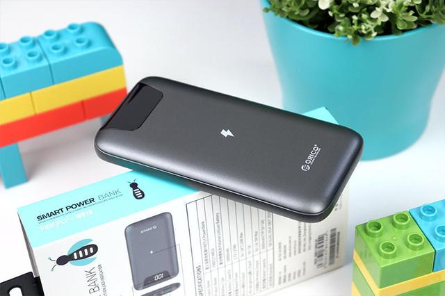 30元无线充电接收器+ORICO萤火虫,旧手机像小米9一样“躺着充”