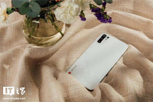 坚果Pro 3听障功能体验:一件天经地义却被忽视的小事