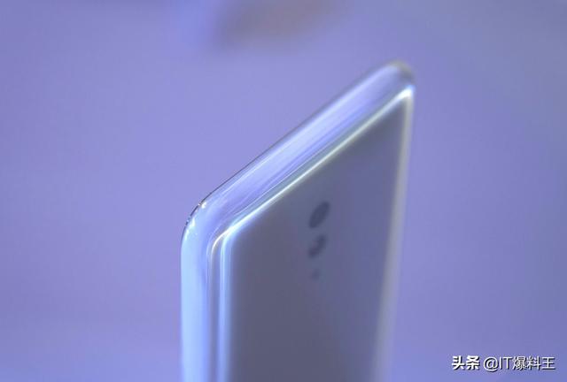 取消充电口、整机像肥皂?vivo APEX 2020大胆设计泄漏而出