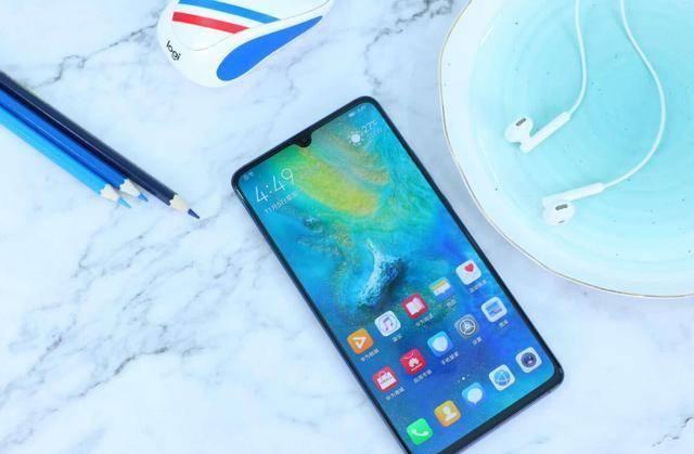 大屏神机跳水!麒麟980 5000毫安 4000万,又是买太早了