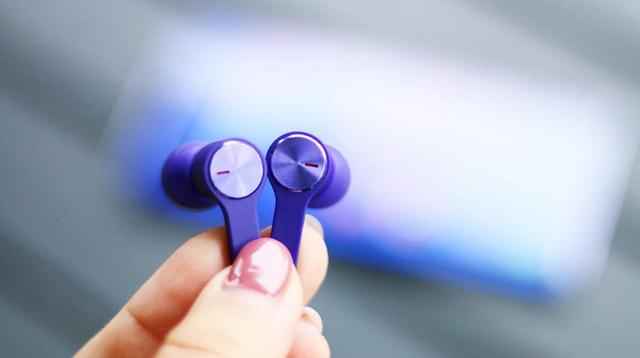 华为FreeLace无线耳机评测:外观靓/续航久/音质好,这款耳机爱了