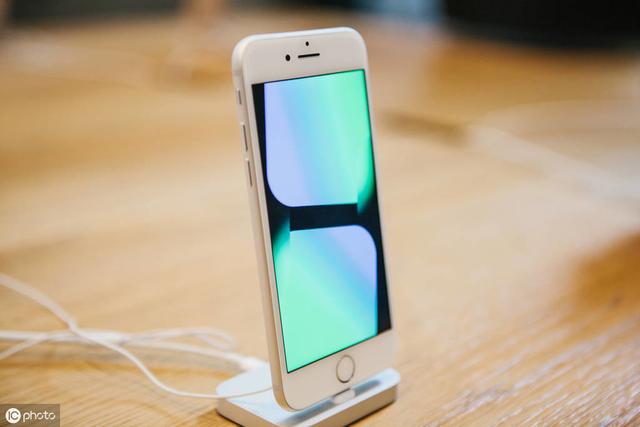 难为库克!iPhone 8已经只要3000出头,流畅度依旧让果粉喜爱