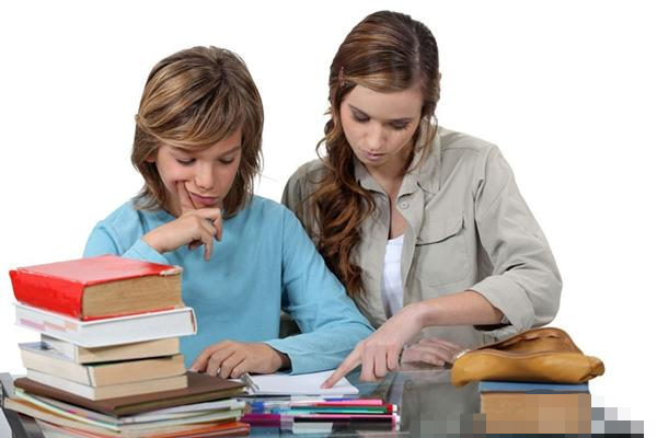 孩子身上有这5个表现,暗示上学后多半是“学霸”,父母别错过了