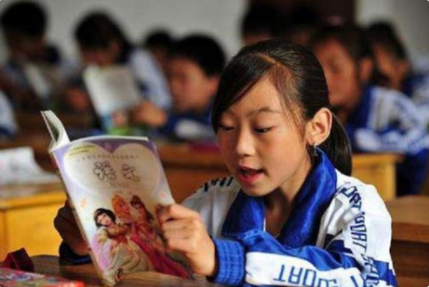 孩子身上有这5个表现,暗示上学后多半是“学霸”,父母别错过了