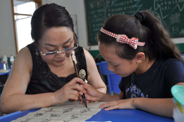 孩子身上有这5个表现,暗示上学后多半是“学霸”,父母别错过了