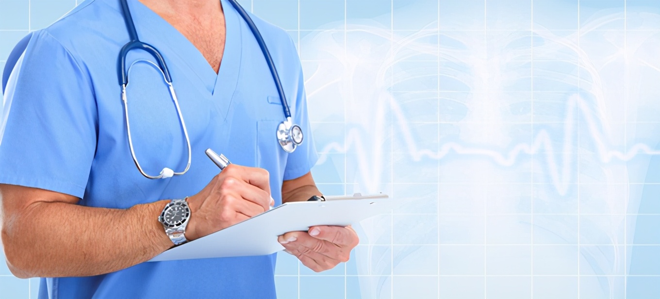 老年人睡前要不要喝杯水?缺了水会咋样?喝多少就合适?