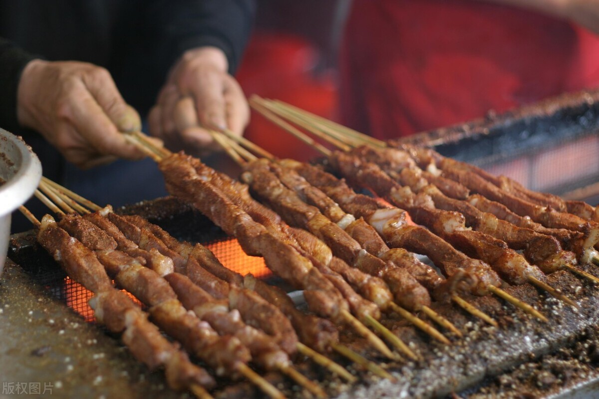 5个信号暴露身体湿气重,祛湿养好"脾胃"最重要,记好4个绝招