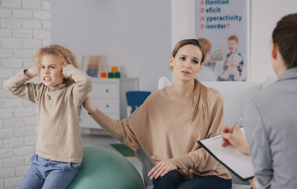 最失败的教育,就是孩子受不起打击,“挫折教育”家长要重视