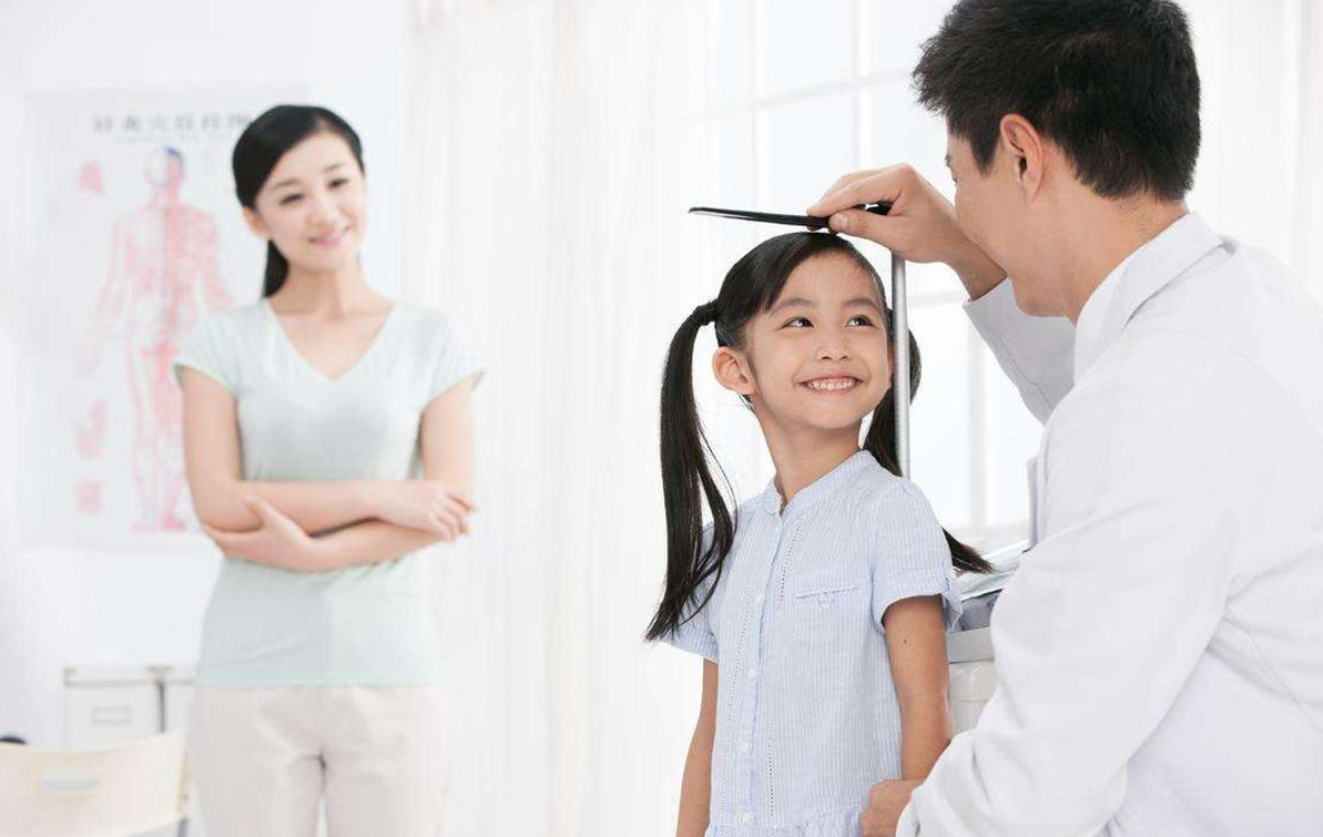 6岁娃不碰零食,身高发育却远逊同龄人,医生:4种食物惹的祸