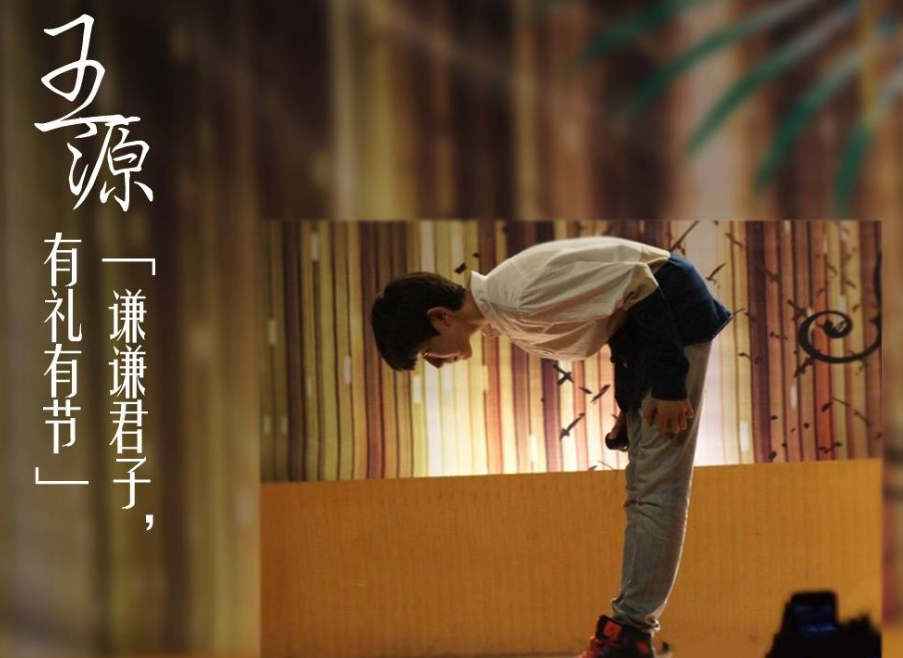 见了长辈不打招呼的孩子,并非没礼貌,而是“有苦难言”