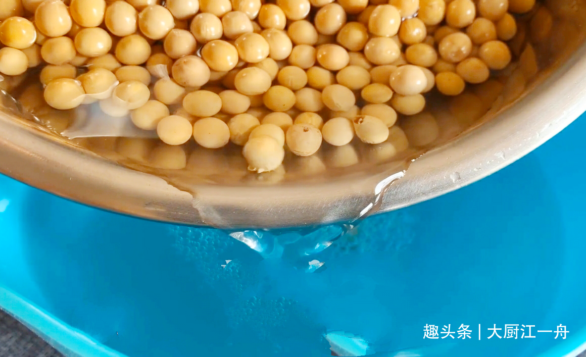 想吃豆腐脑不用出去买啦,教你在家做,不用石膏和盐卤,一学就会