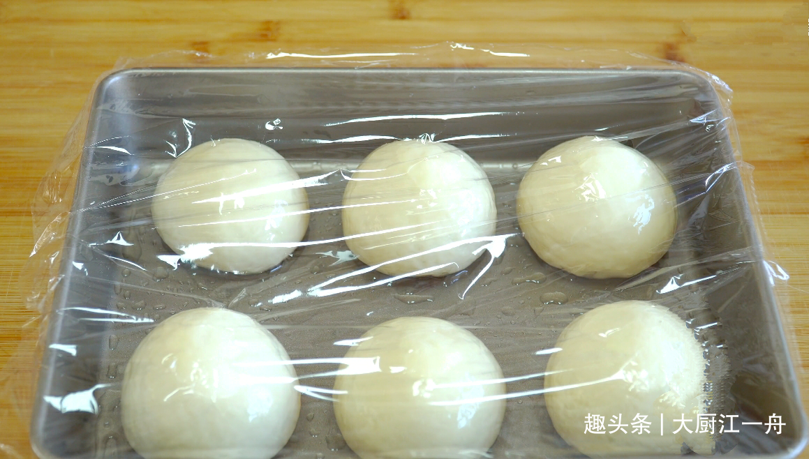 家常油饼的简单做法,柔软起层,凉了不硬有诀窍,你还不会做吗