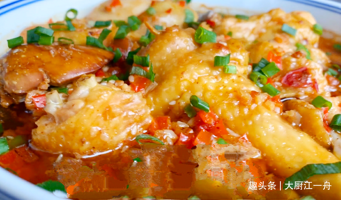 天冷要多吃鸡肉,教你懒人做法,不炒不炖不油炸,上桌就被抢光了