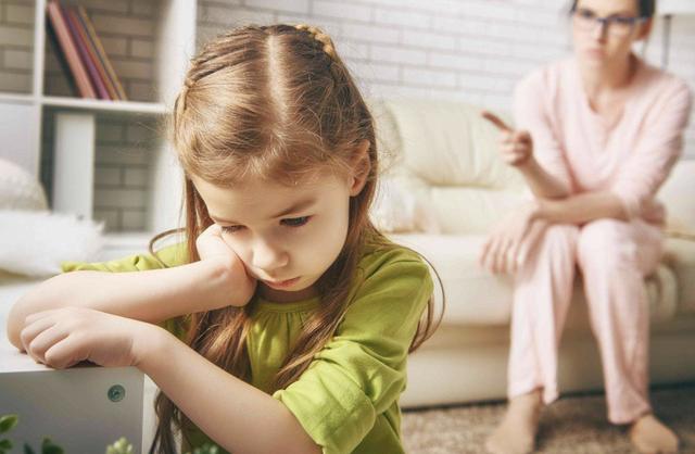 跟孩子讲道理的都是低层次父母,真正智慧的家长,都懂得用这些招