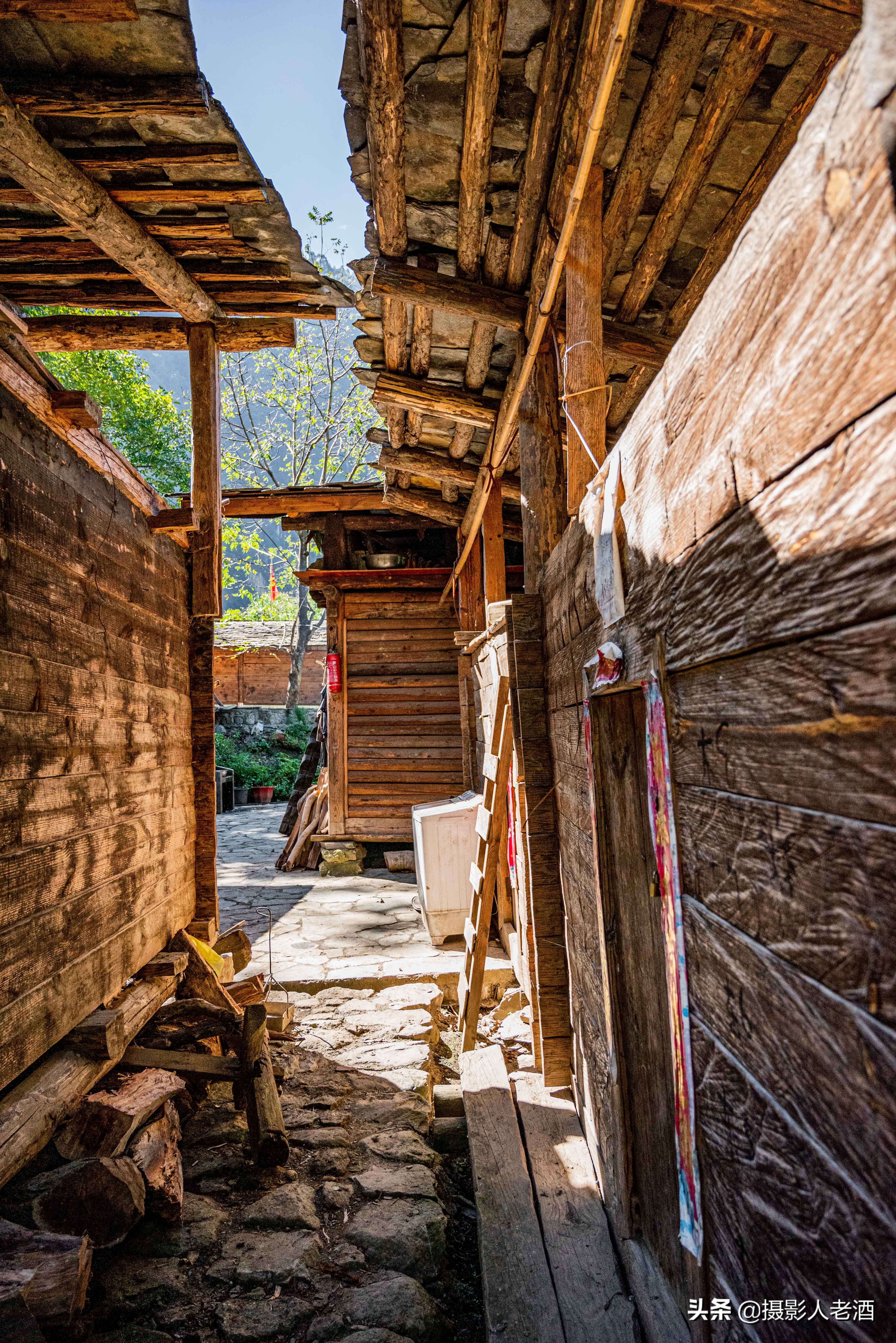 云南有一处绝美的小村庄，位于怒江茶马古道，犹如当代世外桃源