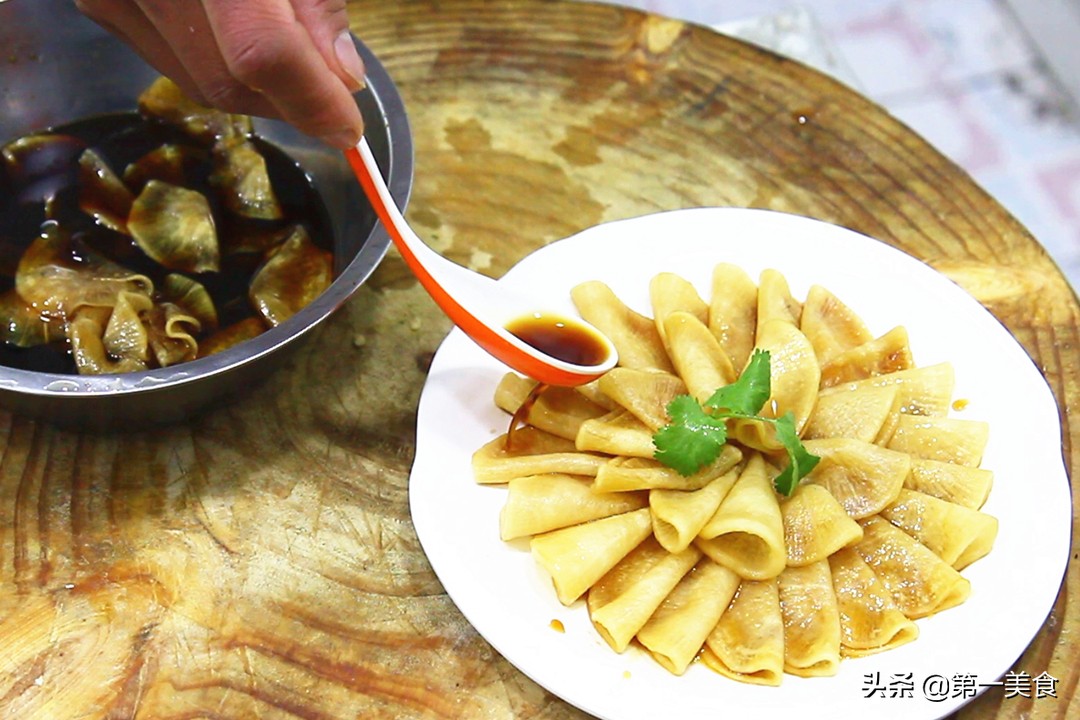 天冷了、少吃白菜土豆多吃它!一次做好存冰箱,好吃解馋、特省事