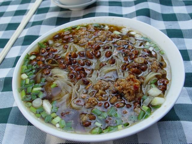 到丽江旅游,这17道当地特色美食不容错过,让你领略云南风味