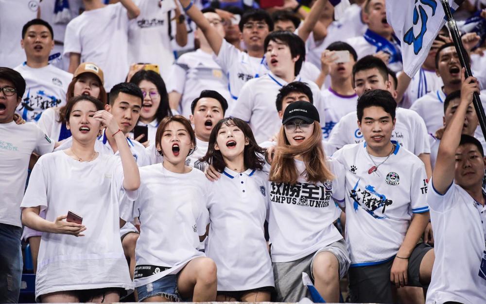 天津泰达球员这么虎?扬言“工资一分钱都不能少”。足协蓝瘦香菇